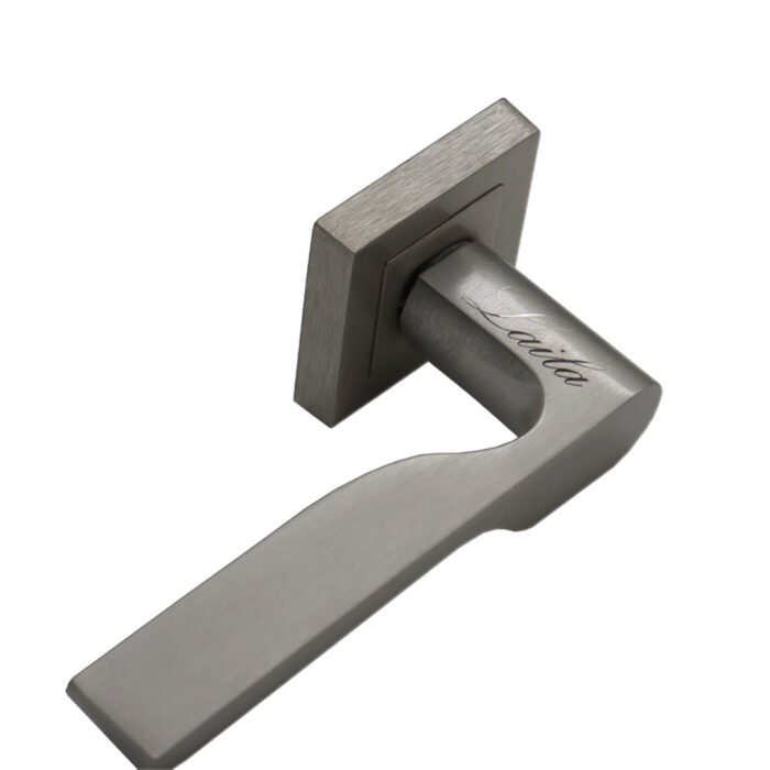 KEPA 502 silver rosette handle with the name Laila engraved